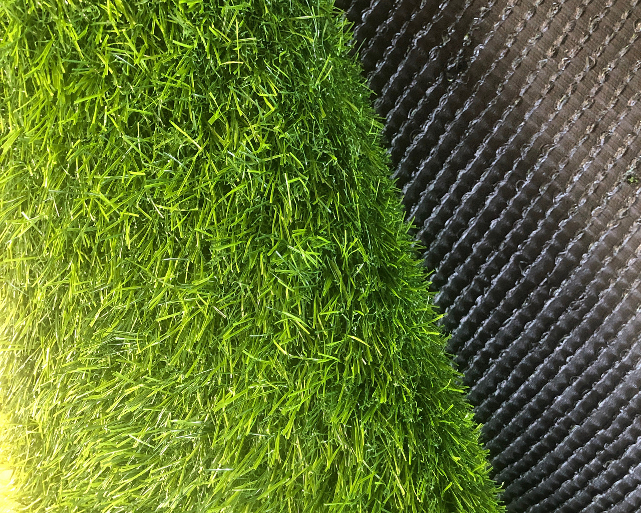 Трава 20 мм 2х25 м (2 цвета)